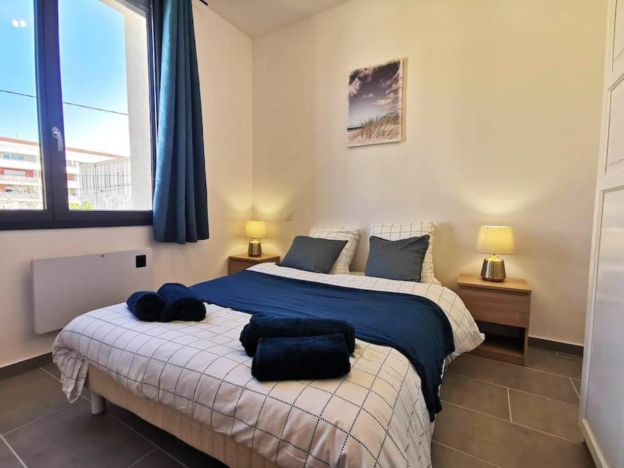 L'Elegant Duplex - Clim I Wifi I Proche Du Centre-Ville Miramas Kültér fotó